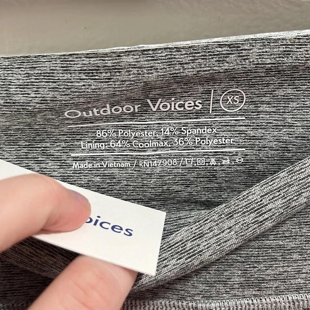 NWT Outdoor Voices Grey Dove/Ash Warmup 3/4 Leggings XS